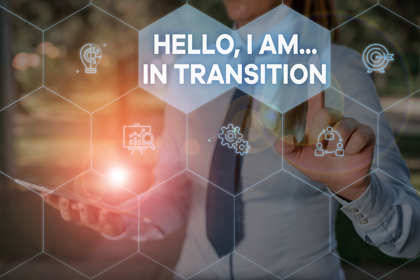Persona frente a frase: I am in transition, gestión del cambio organizacional