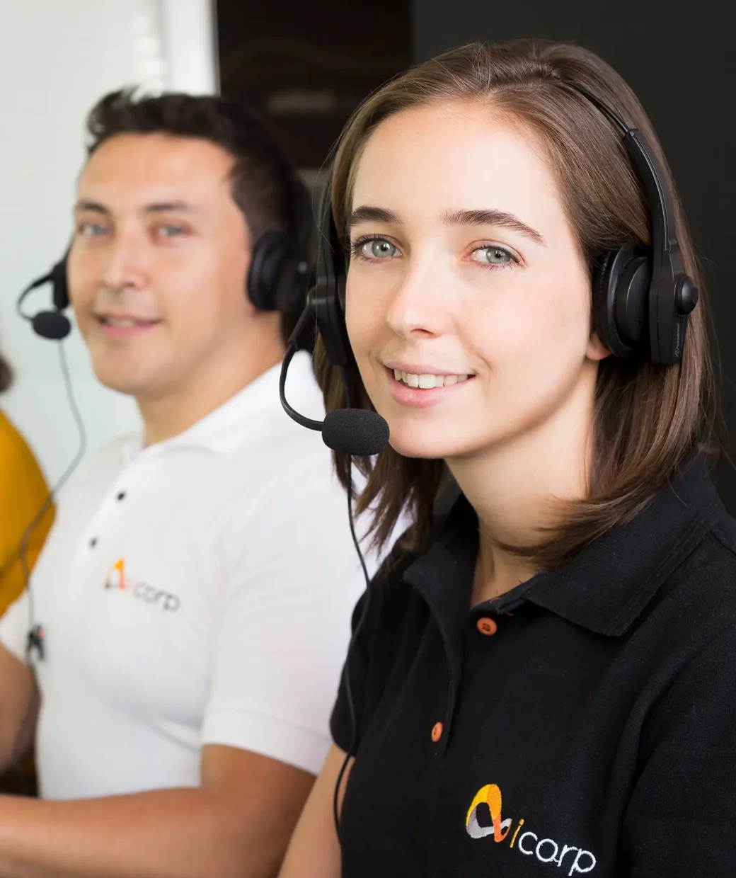 Agente de Service Desk de icorp en un centro de soporte técnico en México que brinda servicios empresariales de primer nivel