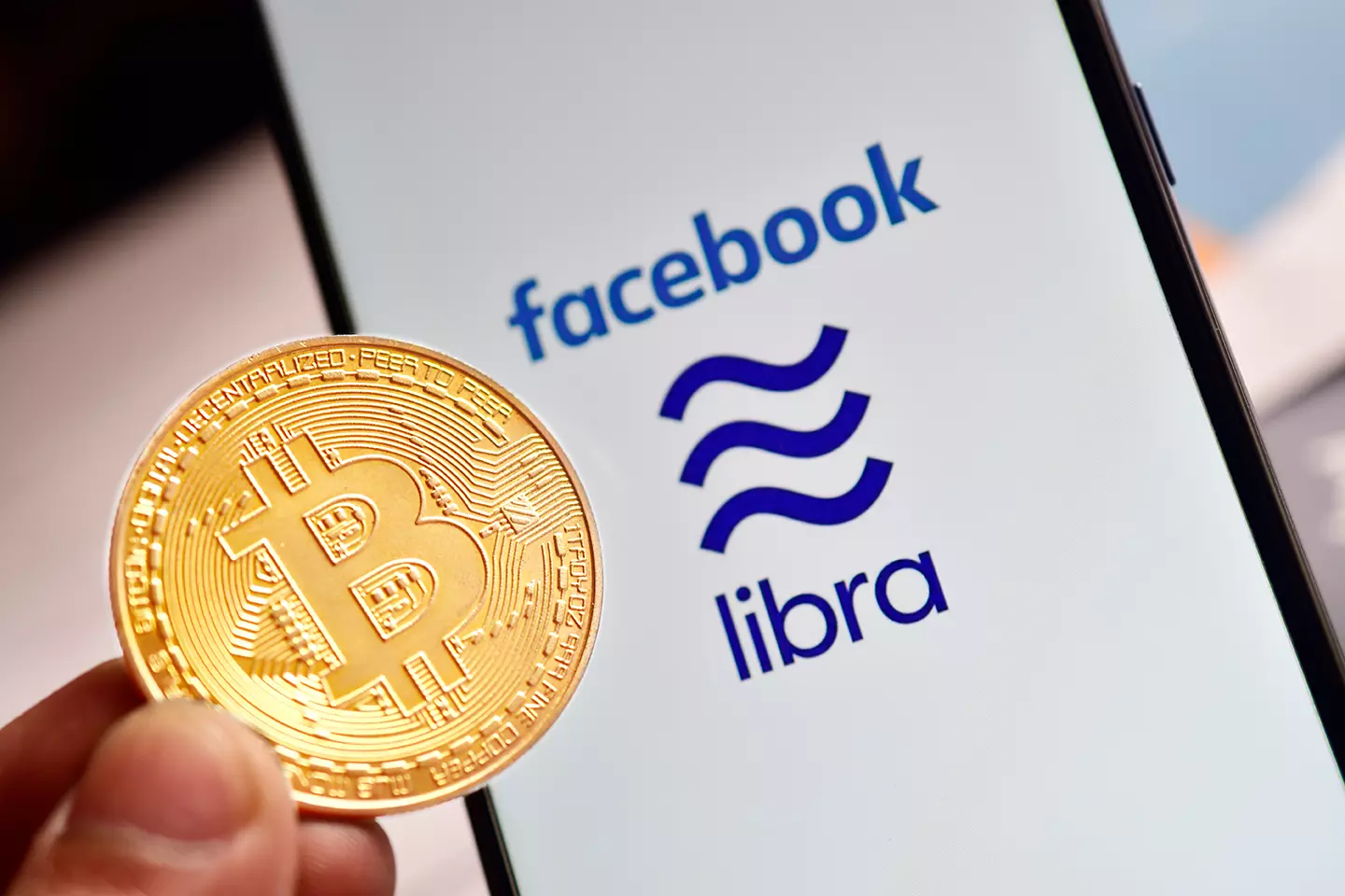 Moneda representando que la libra es la nueva criptomoneda de Facebook