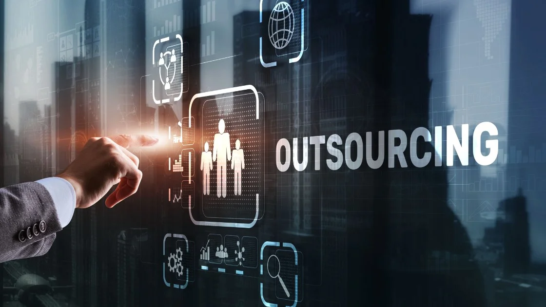 Outsourcing digital: Crecimiento, desafíos y cómo implementarlo en tu empresa